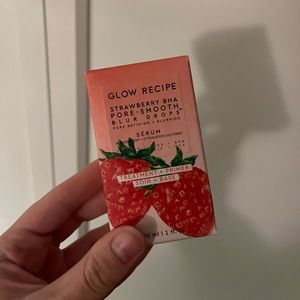 NEW in box Glow Recipe Strawberry Blur Drops